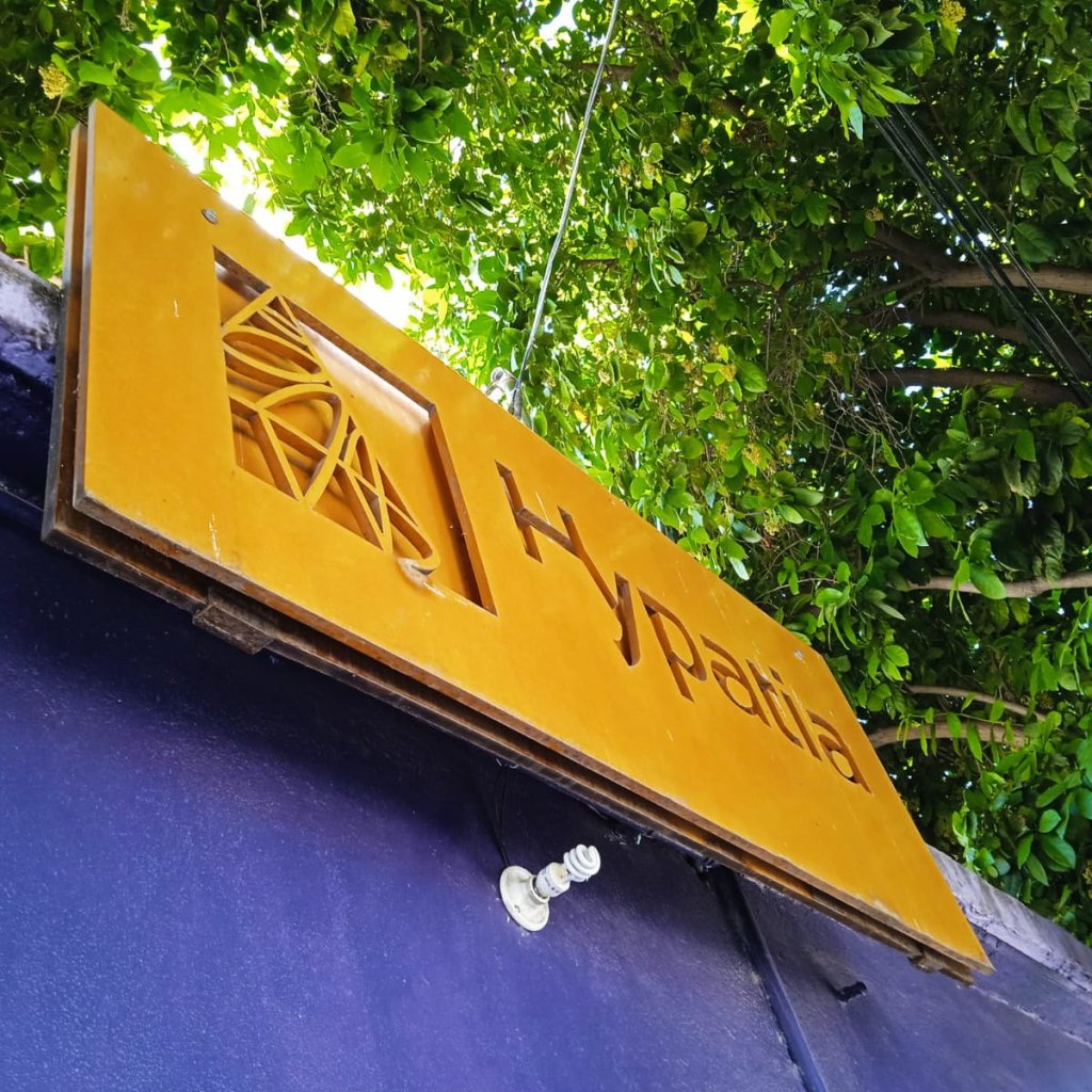 Hasta la literatura siempre,&nbsp;Hypatia