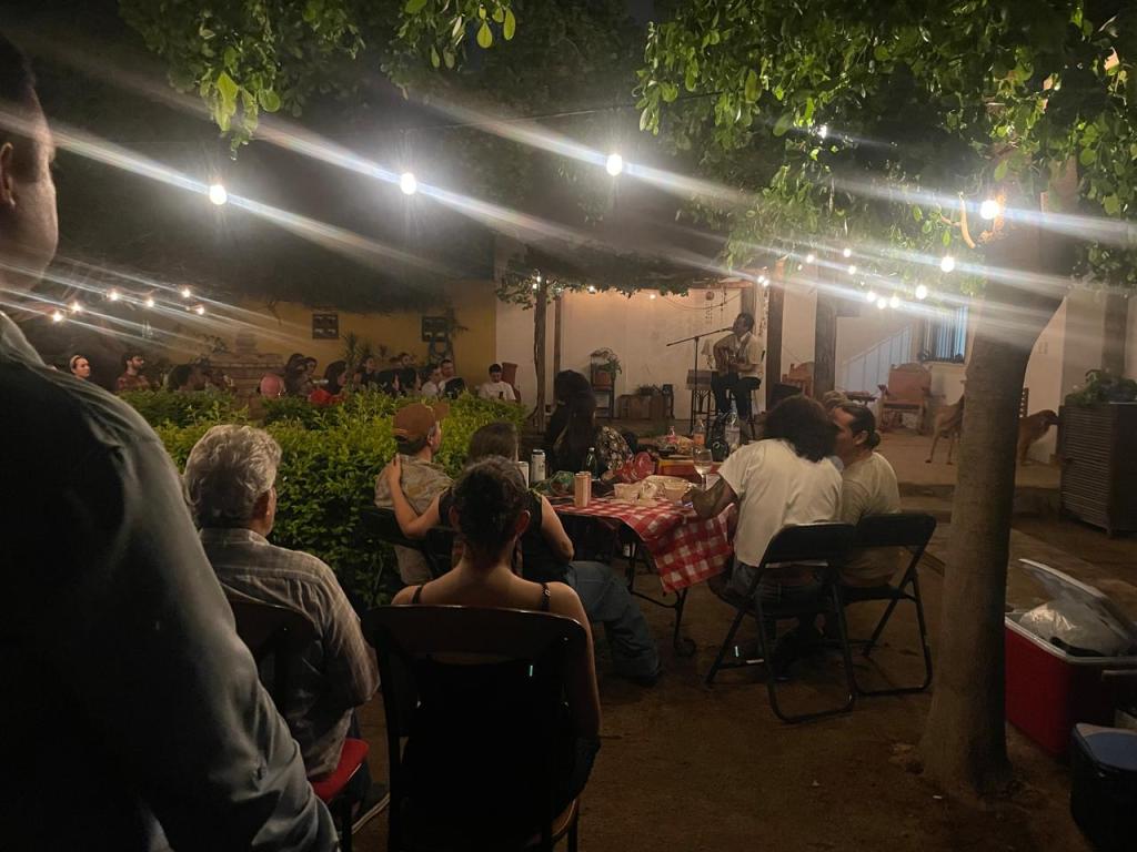 Cantar en el&nbsp;patio